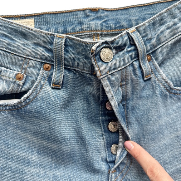 Levi’s 501 High Rise Distressed Straight Leg Cropped Jeans Size 25 - Picture 6 of 9